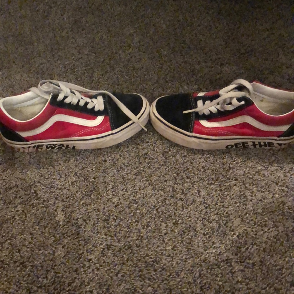 Shoes - Picture 2 of 4